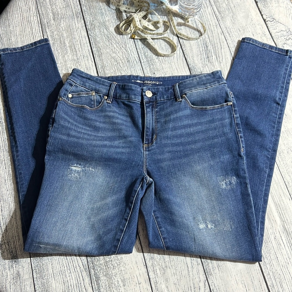 Chico’s the Platinum Jeggings jeans size 0